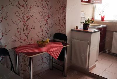 Apartament cu 2 camere decomandat în Astra - 3