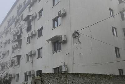 Garsonieră decomandată, mobilată în Poarta 6 - 14