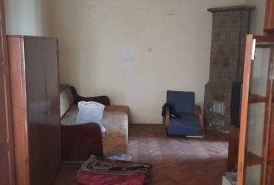 Casă cu 6 camere cu Teren 394 Mp în Central - 10