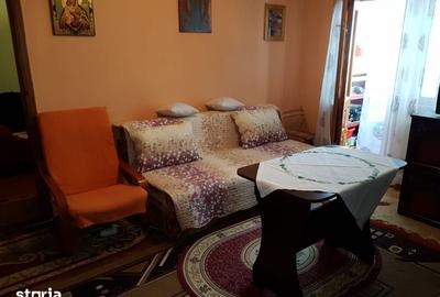 Apartament cu 3 camere semidecomandat în Central - 3