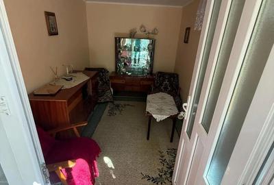 Casă cu 4 camere cu Teren 922 Mp în Central