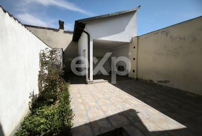 Casă individuală cu 6 camere cu Canalizare în Ultracentral - 3