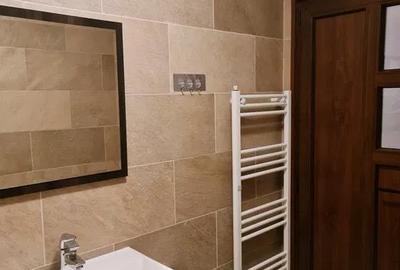 Apartament semidecomandat în Central - 3