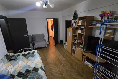 Bucur Obor /Metrou/Blocul Almo 2./Mihai Bravu - 10