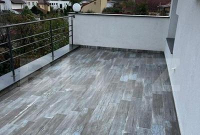 Casa in Zona Strada Botizului - 11