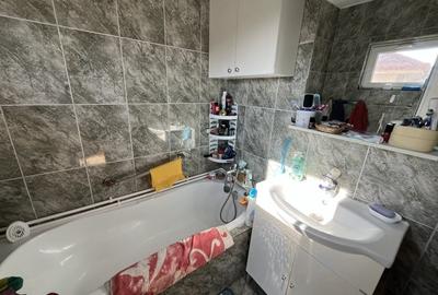 Casă individuală cu 3 camere cu Canalizare în Valu lui Traian - 6