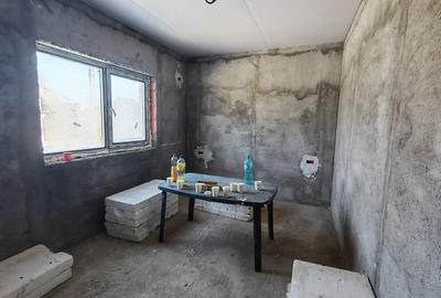 Casă cu 4 camere cu Teren 400 Mp în Crevedia - 13
