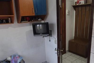 Garsonieră decomandată în UMT - 5