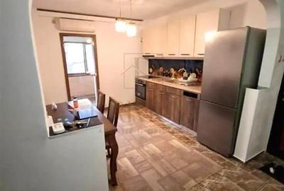 LIPOVEI -PARTER INALT - 3 CAMERE - BALCON - CENTRALA PROPRIE - CLIMA - BOXA - 10