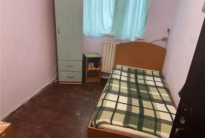 Apartament 4 camere , zona cartier Sud , et 2/4 , 56 mp - 2