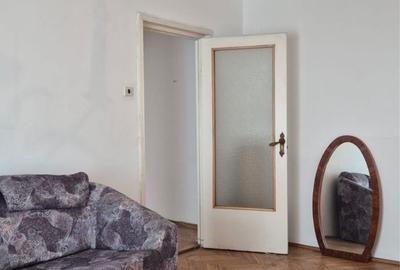 Apartament 3 camere liber la vanzare zona Centrul Civic - 2