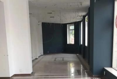 Spațiu comercial, de 570 mp, în Gara de Nord - 8