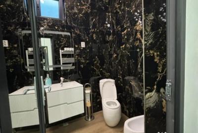 Casă cu 7 camere cu Teren 715 Mp în Central - 2