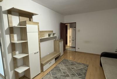 Mihai Bravu, Baba Novac, garsoniera - 1