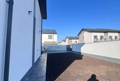 Casă cu 4 camere în Central - 17