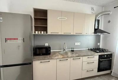 Apartament cu 2 camere decomandat în Timpuri Noi