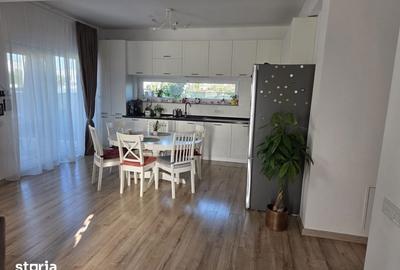 Casă cu 4 camere cu Teren 406 Mp în Tunari
