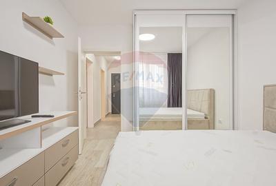 Apartament cu 2 camere decomandat, mobilat în Tractorul - 11