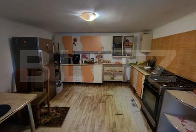 Casa cu 3 camere,baie, bucatarie,anexe.pivnita teren 800 mp Casa cu 3 camere,baie, bucatarie,anexe.pivnita teren 800 mp - 9