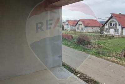 Casă cu 5 camere cu Teren 500 Mp în Oșorhei - 8