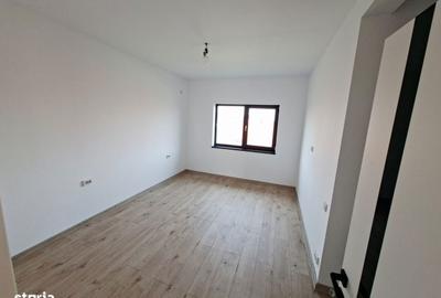 Casă cu 3 camere cu Teren 375 Mp în Berceni - 2