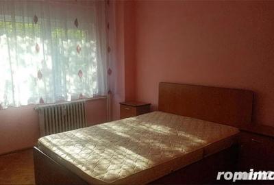 Apartament cu 3 camere decomandat în Dacia - 3