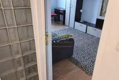 Apartament 2 camere decomandat in Podul de Fier - 4
