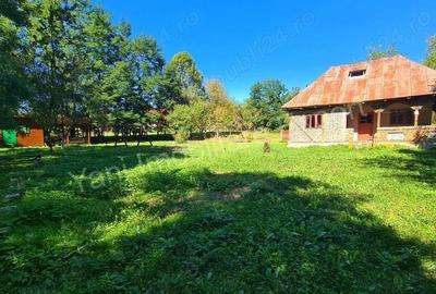 Casa de vanzare in comuna Albe?tii de Arge?, sat Brate?ti, jude? Arge?. - 11