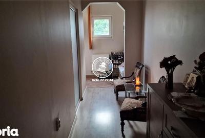 Casă cu 5 camere cu Teren 214 Mp în Aroneanu - 4