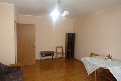 Proaspat zugravita, 40mp, et. 4/8, baie cu geam, complet mobilata si utilata - 4