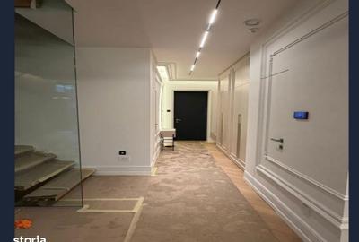 Apartament cu 6 camere în Central - 1