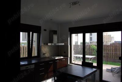 Casă cu 5 camere în Nord