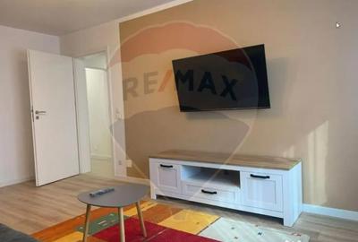 Apartament cu 3 camere decomandat în Terezian - 2