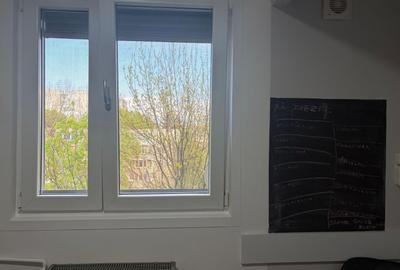 Apartament cu 3 camere semidecomandat, mobilat în Alexandru Obregia - 19