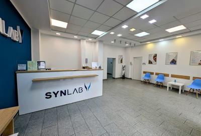 C.Crangasi stradal vad pietonal si auto,vitrina 10m,2 intrari,orice activitate