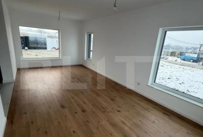 Casă cu 4 camere cu Teren 780 Mp în Central - 2