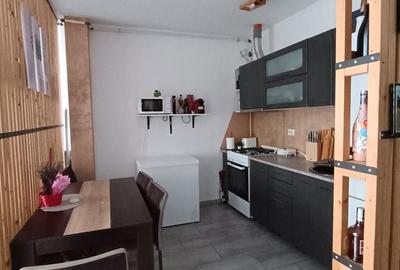 Apartament cu 2 camere decomandat în Vârteju - 1