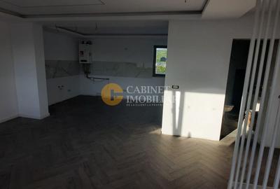 Duplex cu 4 camere cu Canalizare în Miroslava - 2