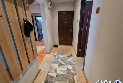 Apartament cu 4 camere decomandat în 9 Mai - 12