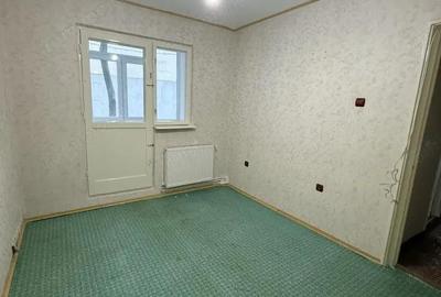 Apartament cu 3 camere decomandat în Central - 1