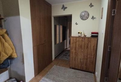 Alexandru - Minerva - 3 camere decomandat - mobilat - 1980 - 6