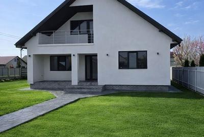 Casă cu 3 camere în Șerbeștii Vechi - 5