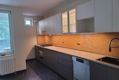 Apartament cu 2 camere decomandat, mobilat în Calea Plevnei