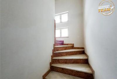 Spațiu comercial, de 566 mp, în Central - 10