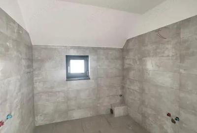 Casă cu 4 camere cu Teren 415 Mp în Central - 10