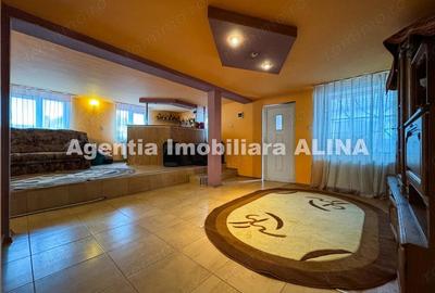 Casă cu 4 camere în Central - 13
