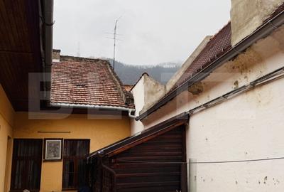 Garsoniera spatioasa, tip duplex, in centrul istoric al Brasovului - 13
