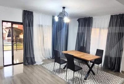 Casă cu Teren 400 Mp în Central - 2