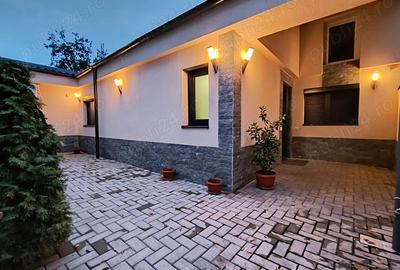 Casa de vanzare la 500 m de Spitalul Judetean - 3