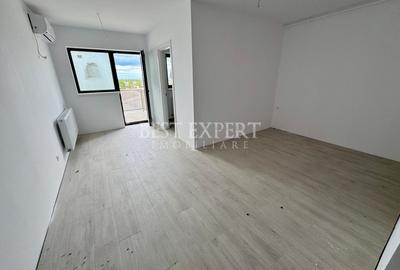 Garsonieră decomandată în Basarabia